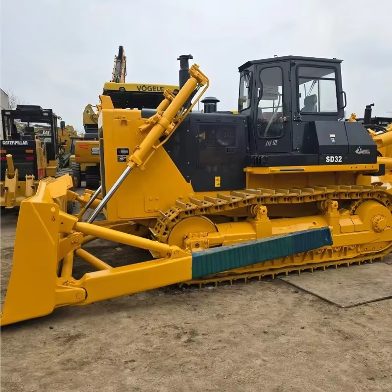 Kettenbulldozer SEM818F 180PS  – Heavy Equipment Construction Bewertung und Preis